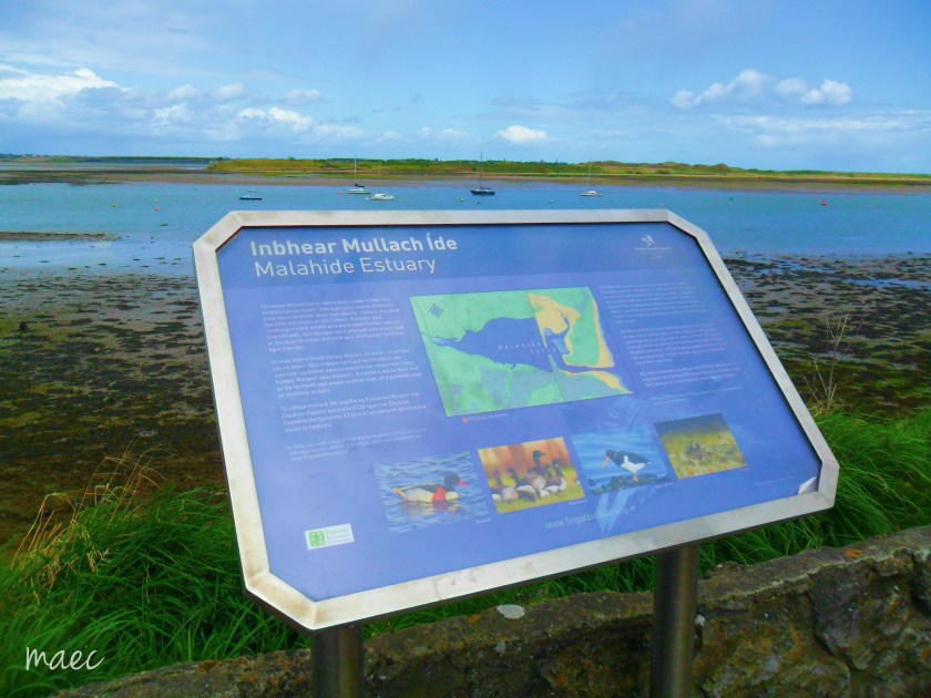 malahde beach sign