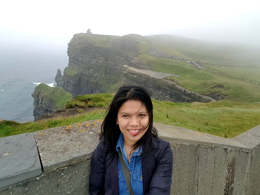 selfie cliff