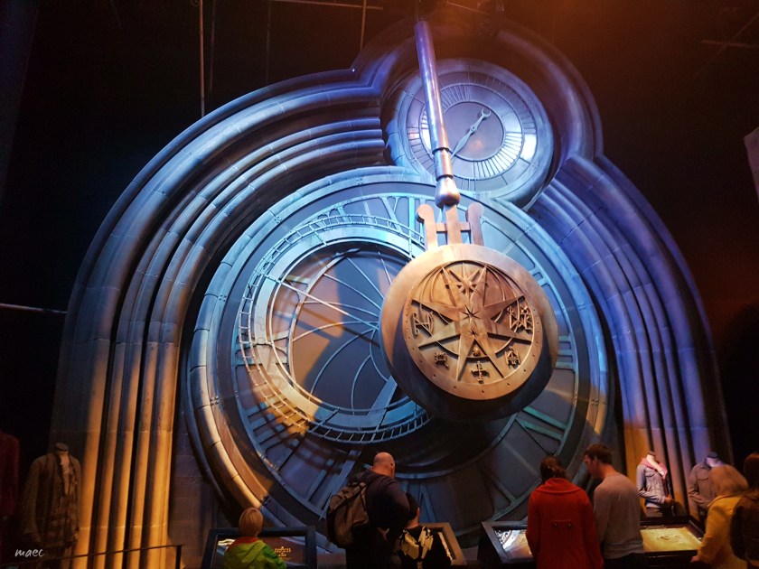4big-clock